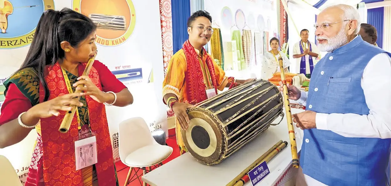 নতুন দিল্লীত যোৱা নৱেম্বৰত অনুষ্ঠিত বড়োলেণ্ড মহোৎসৱ উদ্বোধনৰ সময়ত প্ৰধানমমন্ত্ৰী মোদী(প্ৰতিনিধিত্বমূলক ফটো)