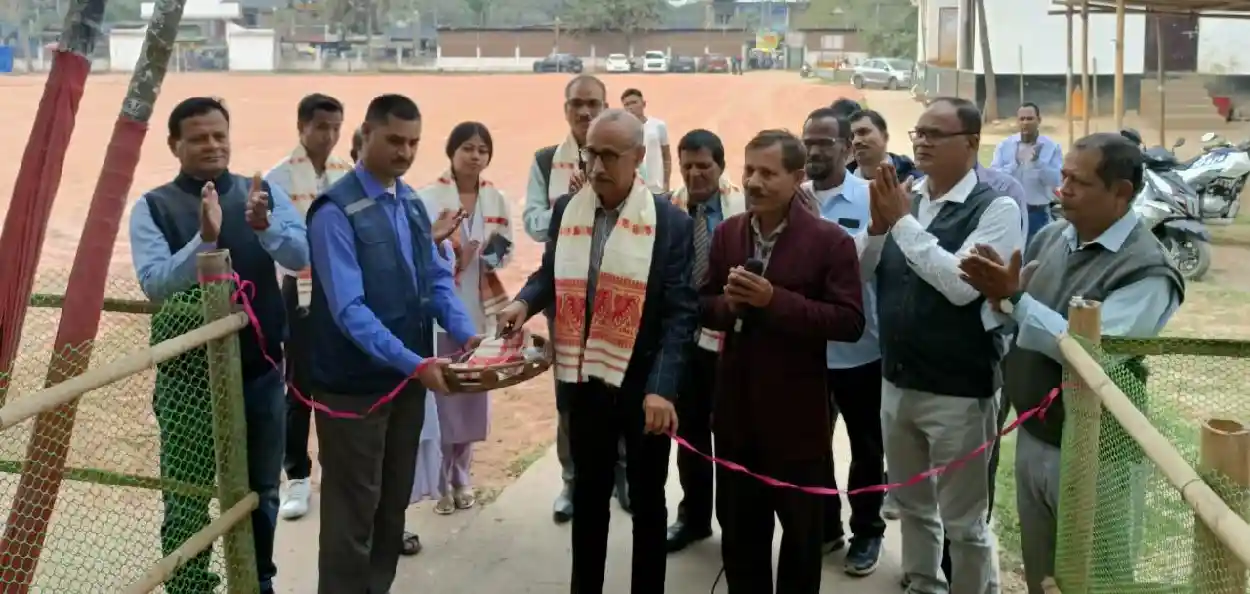  স্বাস্থ্য পৰীক্ষা শিবিৰ উদ্বোধন কৰাৰ এক মূহুৰ্ত